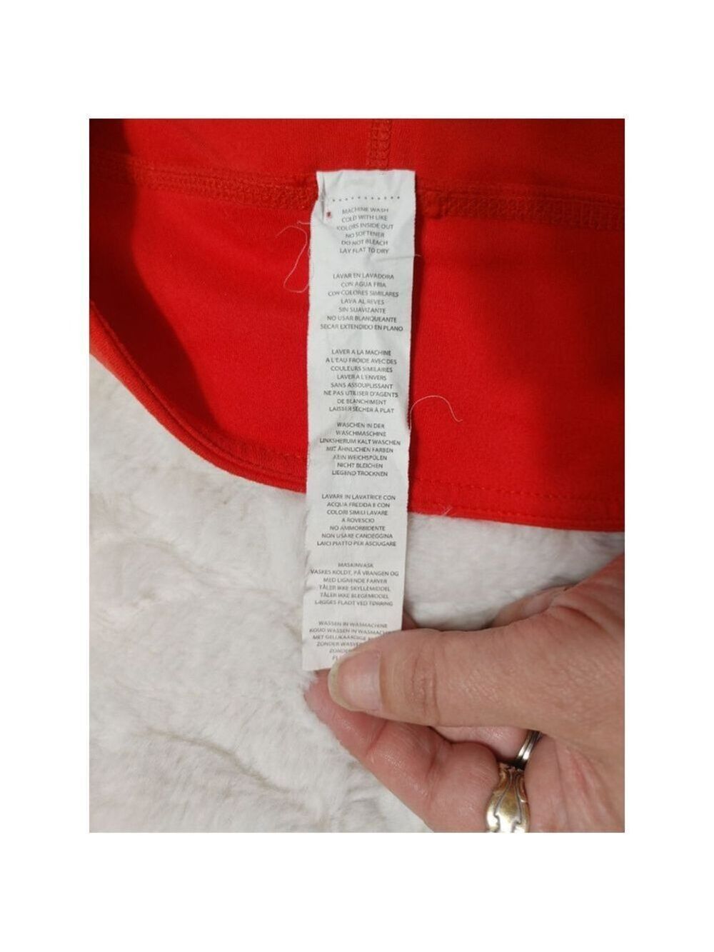 Women's Fabletics Cherry Red Capri Zip Leggings L with Night Reflective Stripes - Picture 7 of 7
